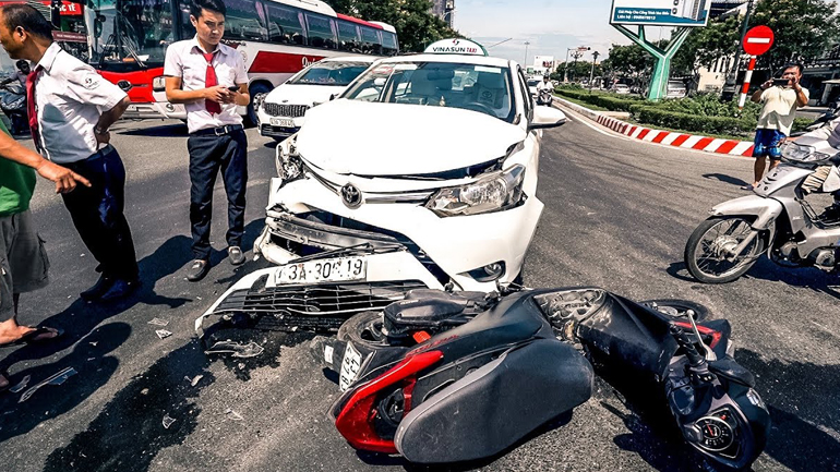 Η Ford εξελίσσει προηγμένη τεχνολογία που βοηθά στην πρόληψη ατυχημάτων